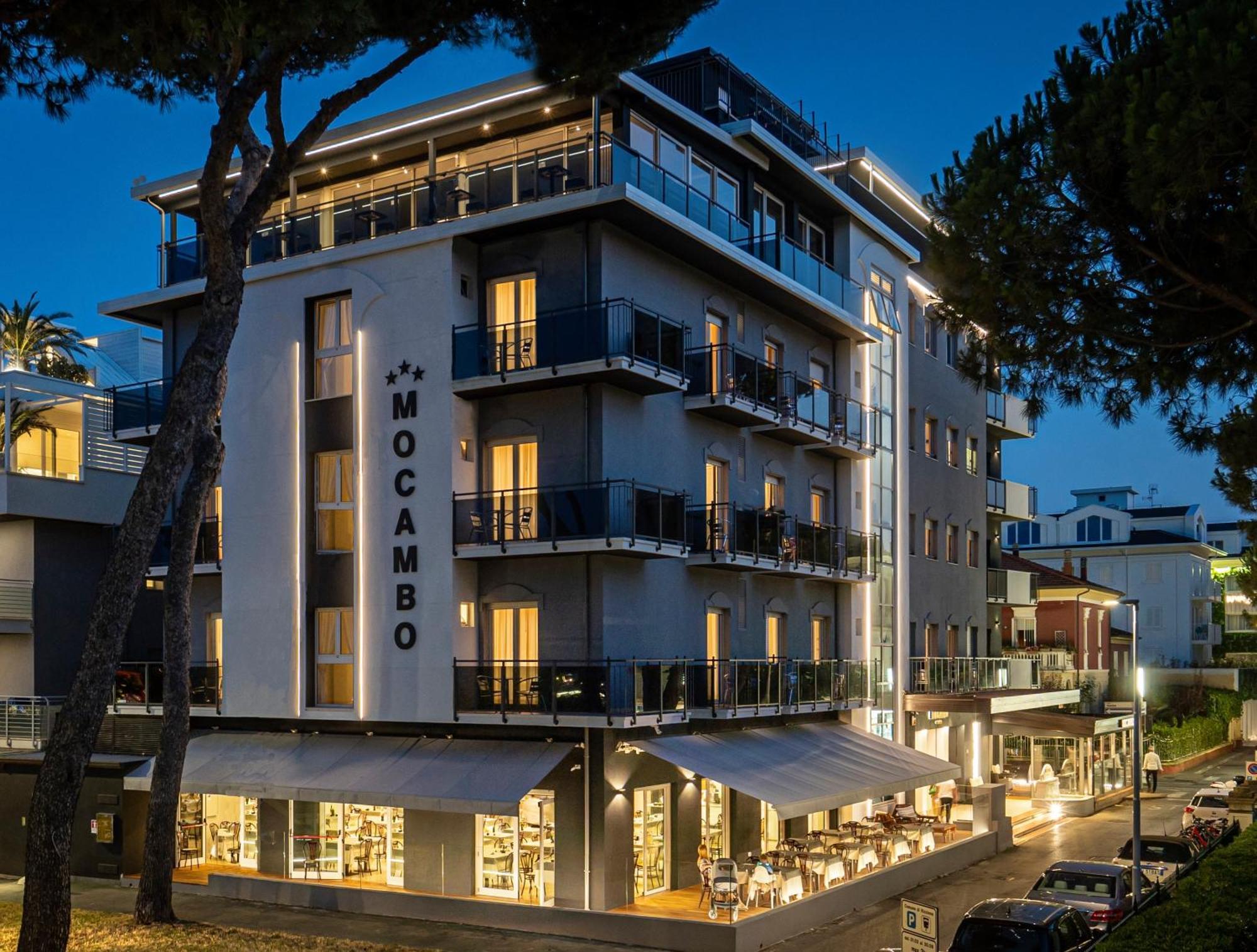 Hotel Mocambo Риччоне Екстер'єр фото
